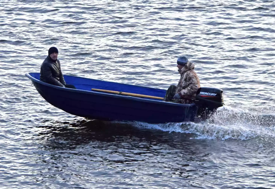 Стеклопластиковая лодка Neman-340 (тримаран) в Одинцово