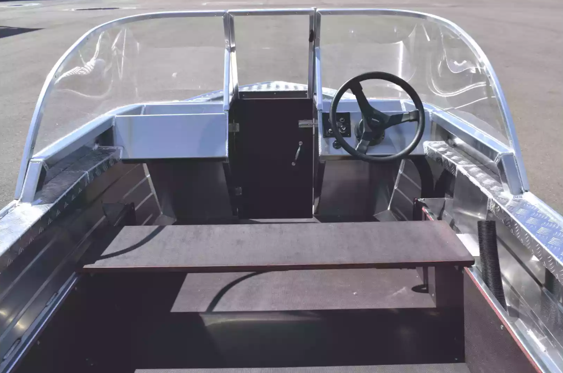 Алюминиевая лодка Wyatboat-390 DCM в Одинцово