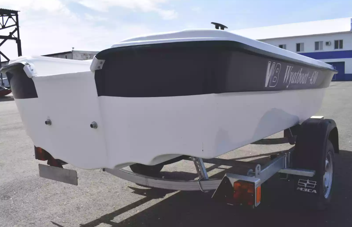 Стеклопластиковая лодка Wyatboat 430 тримаран в Одинцово