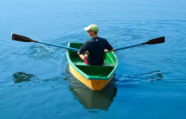 Стеклопластиковая лодка Малютка в Одинцово