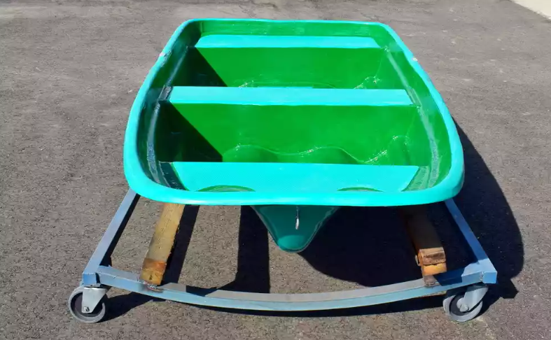 Стеклопластиковая лодка Старт (тримаран) в Одинцово