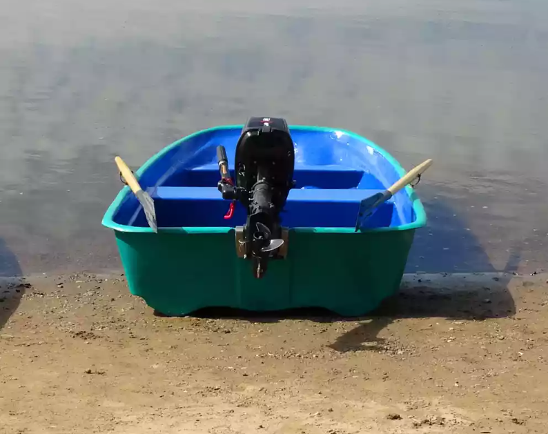 Стеклопластиковая лодка Старт (тримаран) в Одинцово