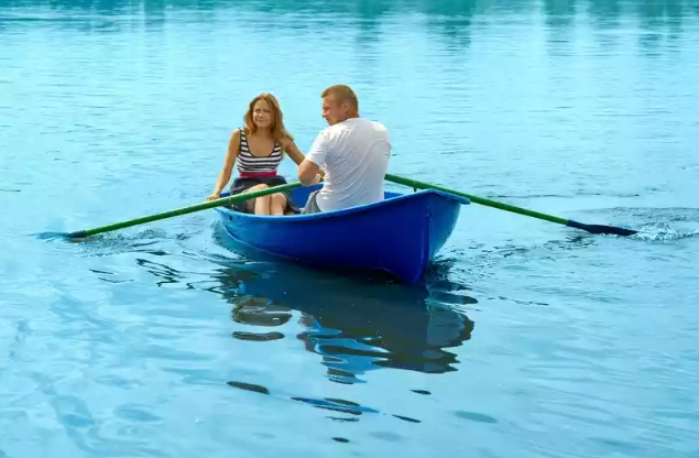 Стеклопластиковая лодка Дельфин в Одинцово