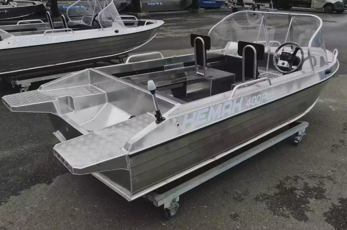 Алюминиевая лодка  Neman-400 PRO в Одинцово