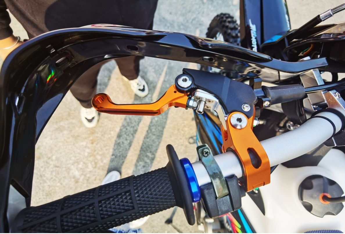 Мотоцикл JHLMOTO JHL Z3 CB250 (172FMM-3A) в Одинцово