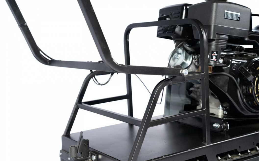 Мотобуксировщик БУРЛАК-M2 LFK 15 л.с. с эл/зап (передний привод, катки) в Одинцово