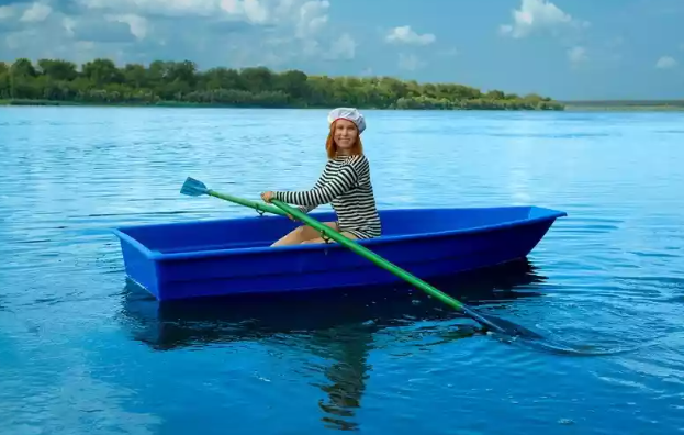 Стеклопластиковая лодка Малютка в Одинцово