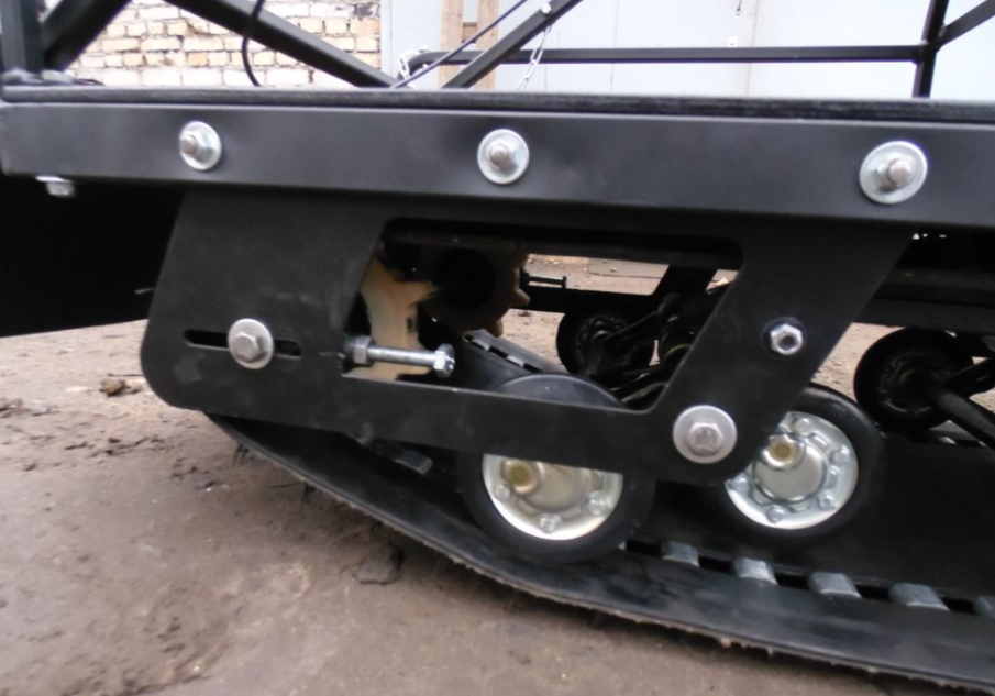 Мотобуксировщик AhtaR Зима 15 л/с с вариатором в Одинцово