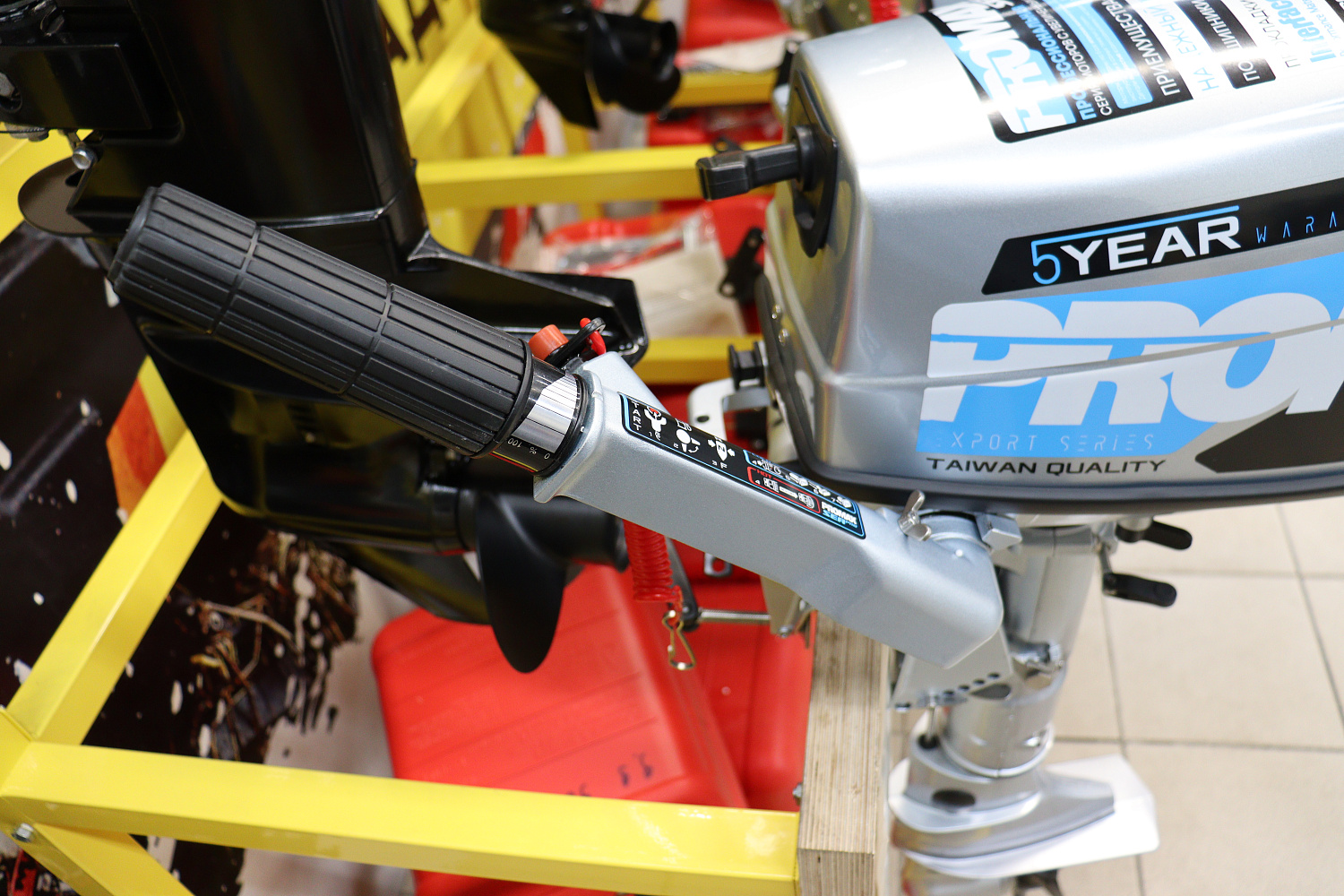 Лодочный мотор PROMAX SP5FHS (внешний бак 12 л) в Одинцово