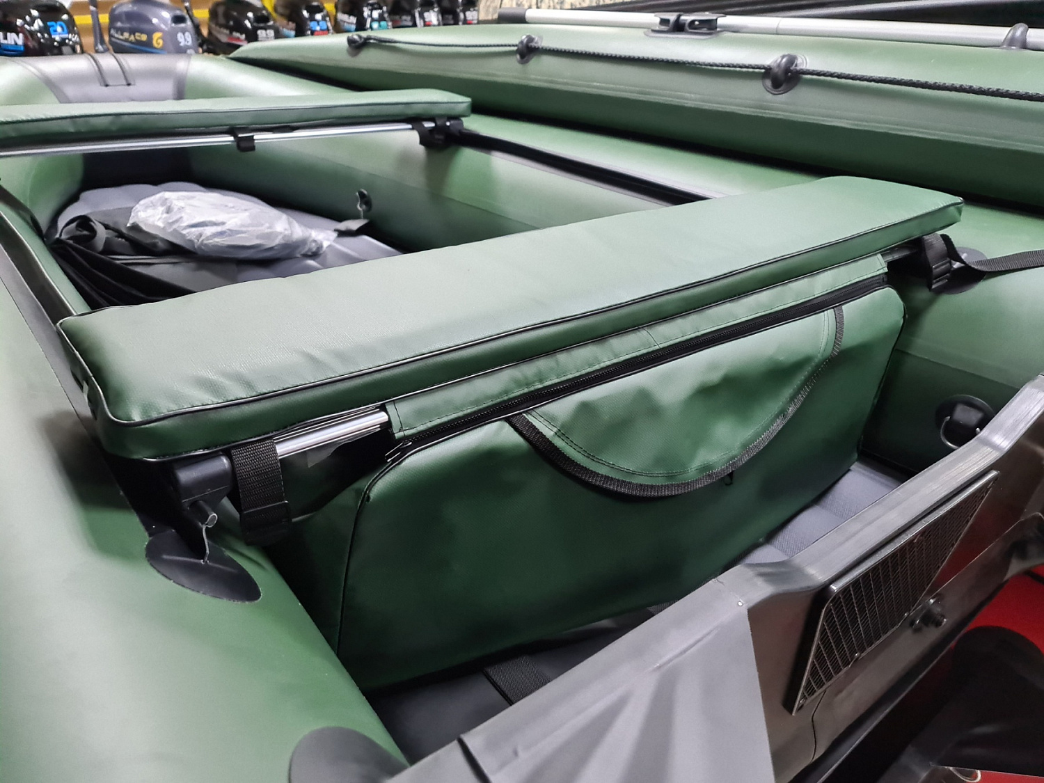 КОМПЛЕКТ МЯГКИХ НАКЛАДОК С СУМКОЙ ДЛЯ ЛОДОК 90Х20 ЗЕЛЕНЫЙ в Одинцово