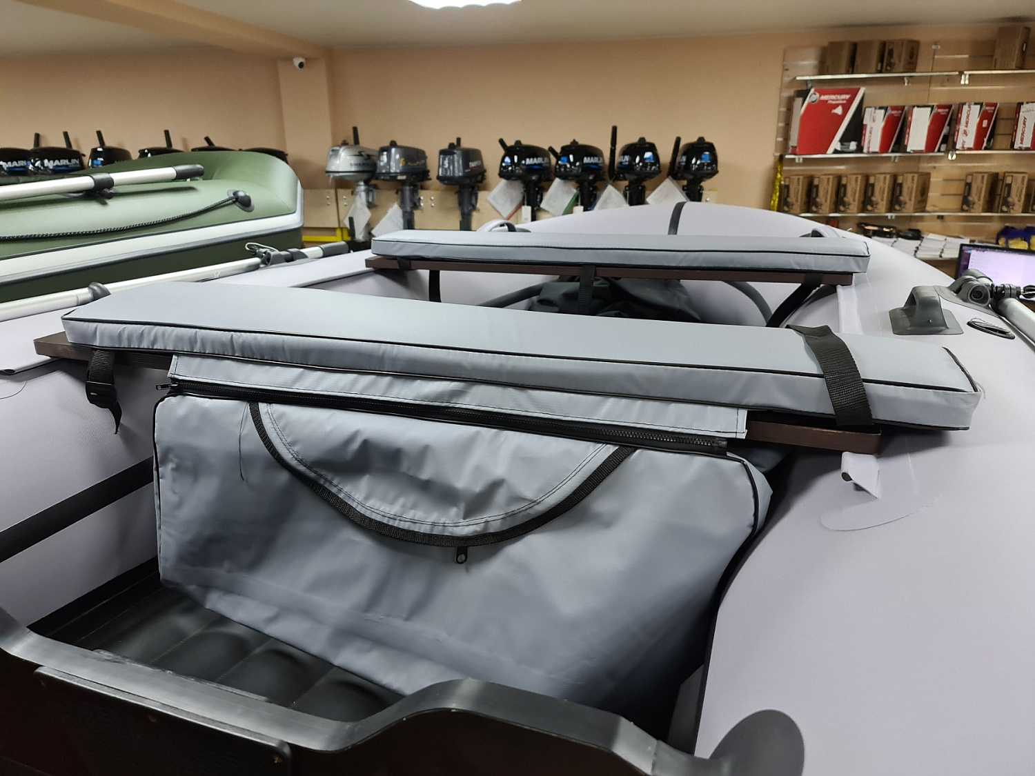 КОМПЛЕКТ МЯГКИХ НАКЛАДОК С СУМКОЙ ДЛЯ ЛОДОК 90Х20 СЕРЫЙ в Одинцово